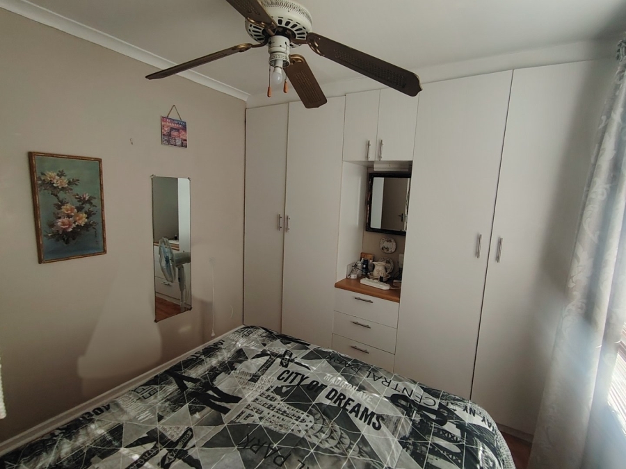 2 Bedroom Property for Sale in Sherwood Eastern Cape